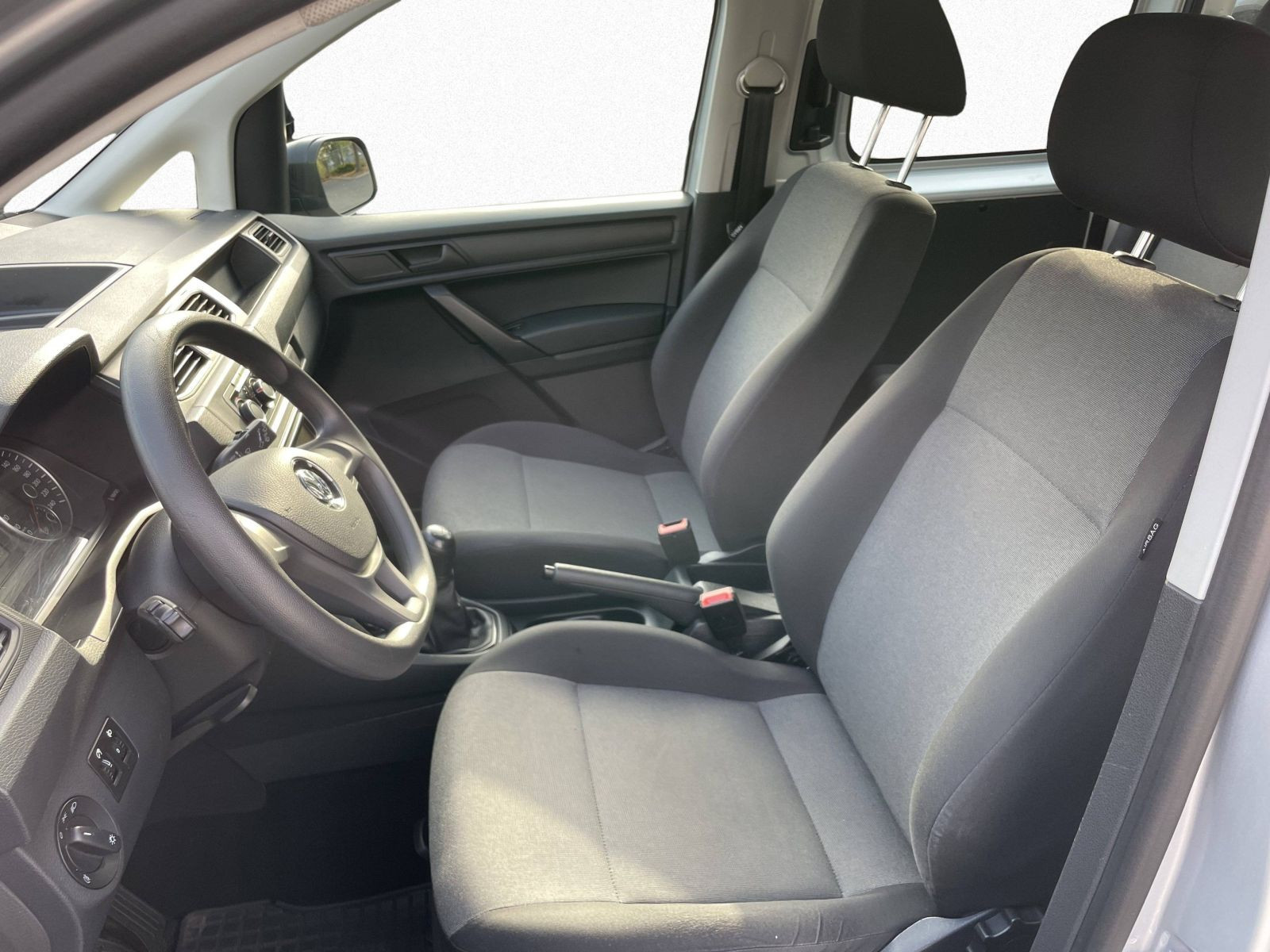 Volkswagen - Caddy Maxi_10