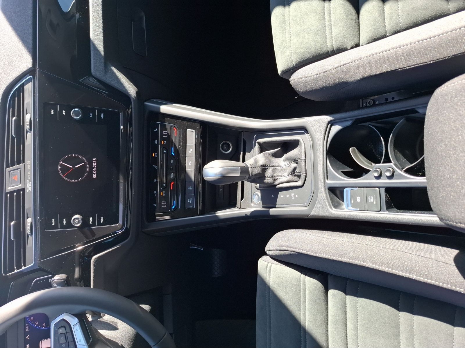Volkswagen - Touran_6