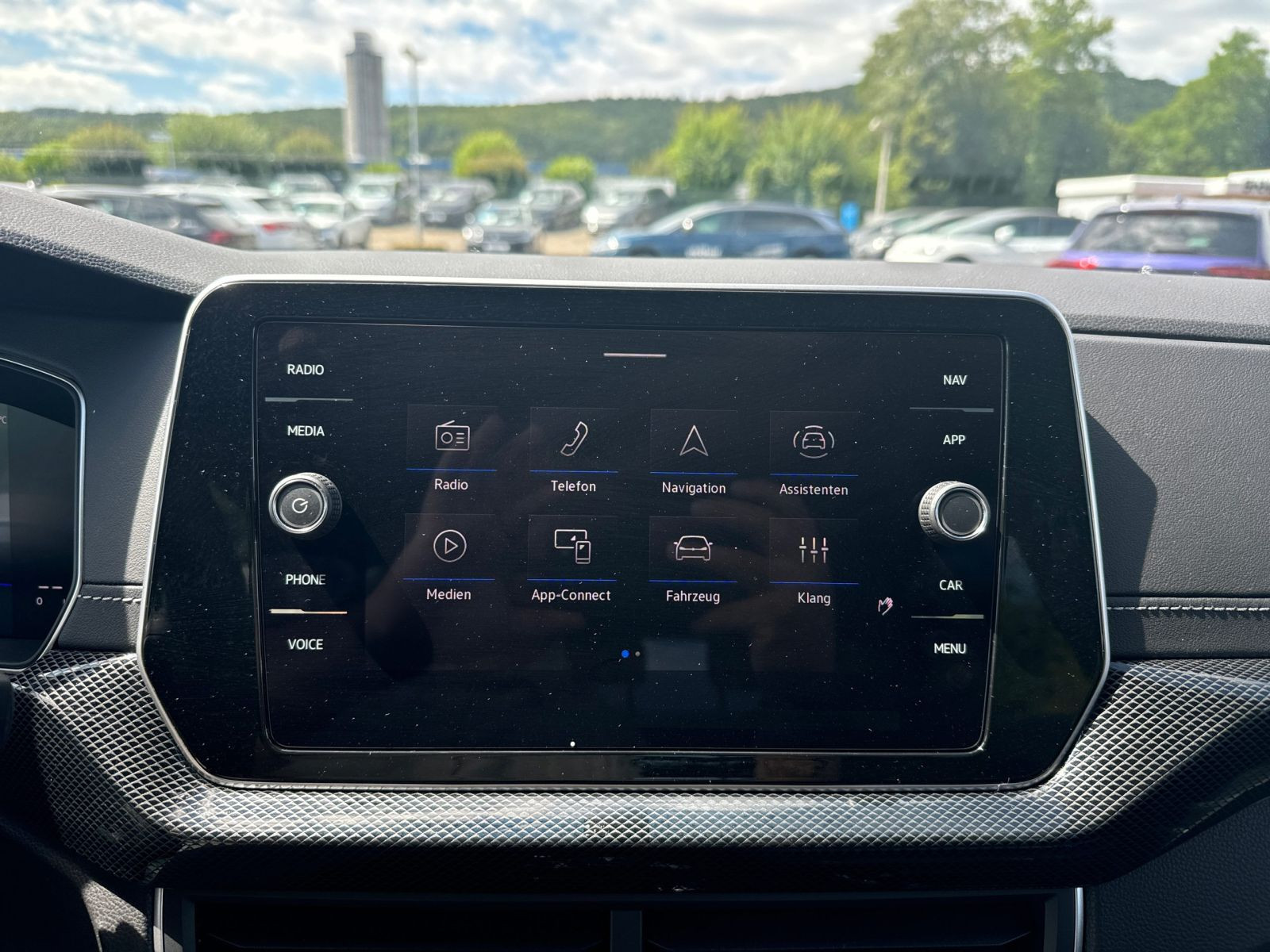 Volkswagen - T-Cross_17