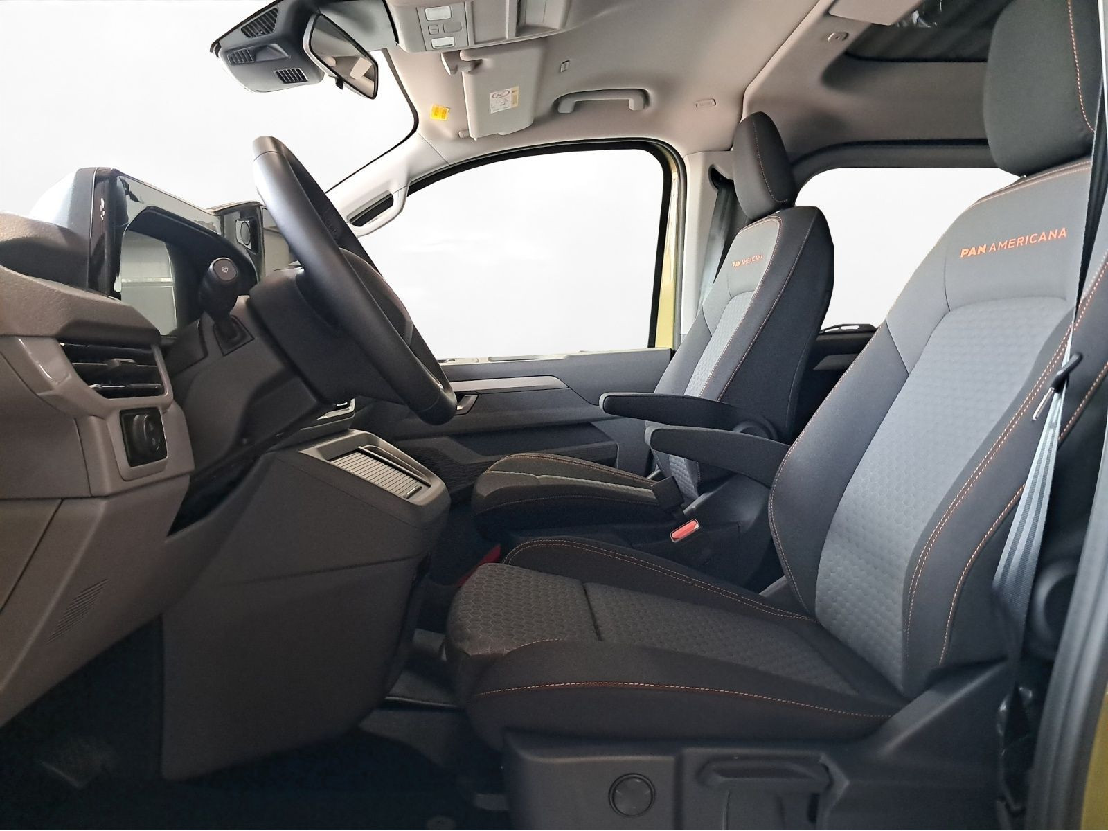 Volkswagen - T7 Caravelle_8