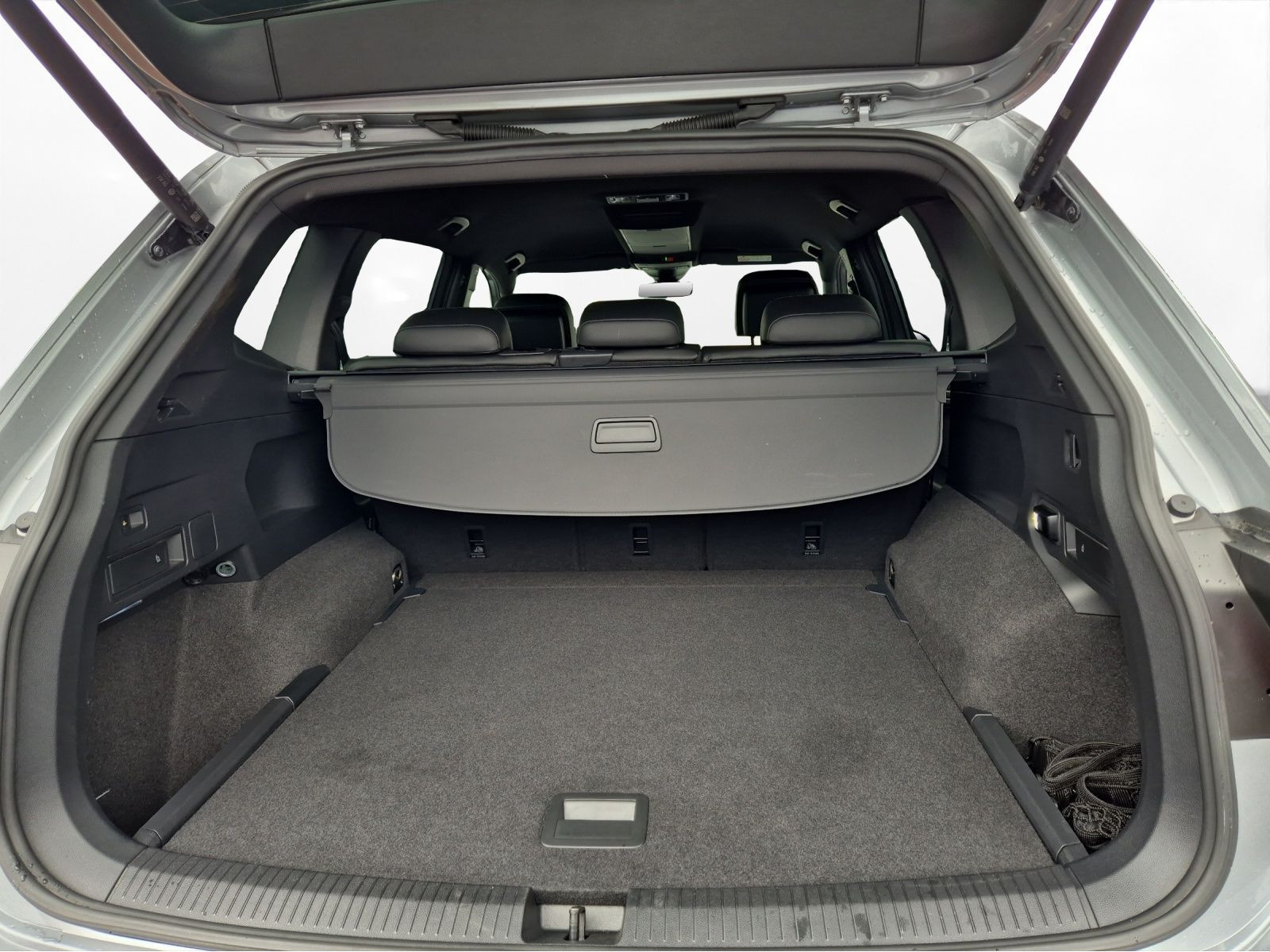 Volkswagen - Tiguan Allspace_9