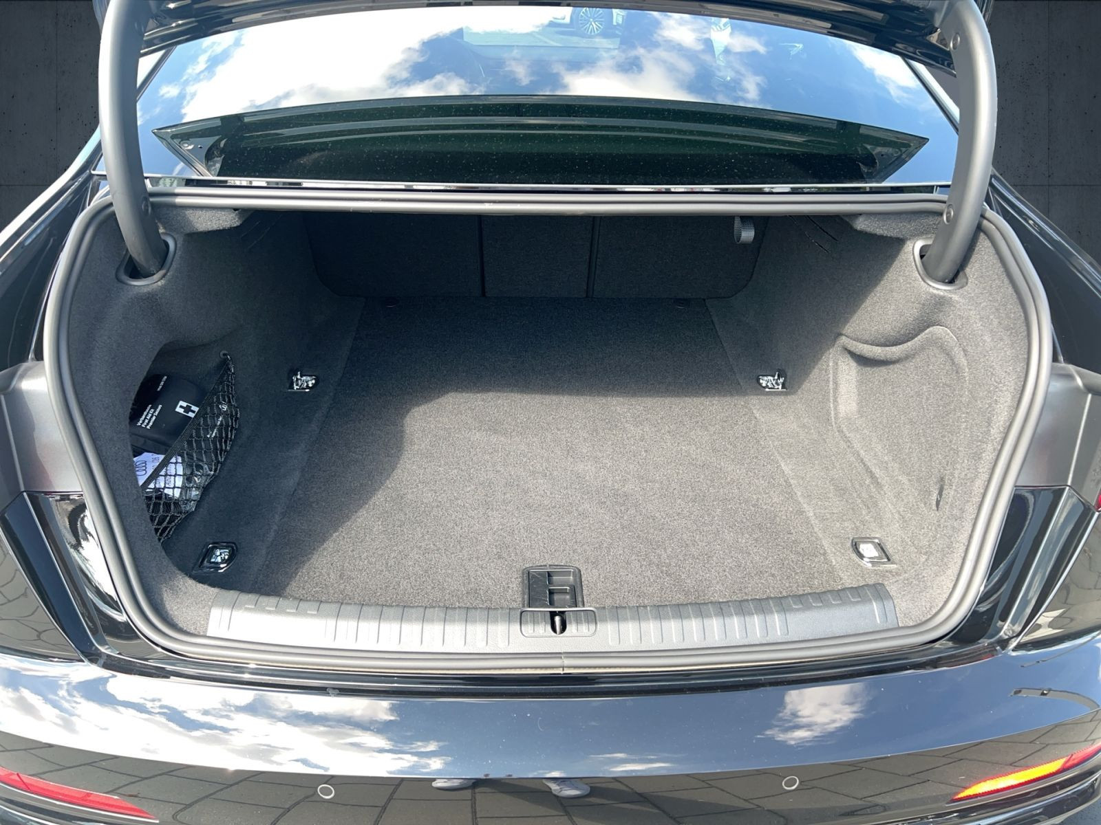 Audi - S6 Limousine_15