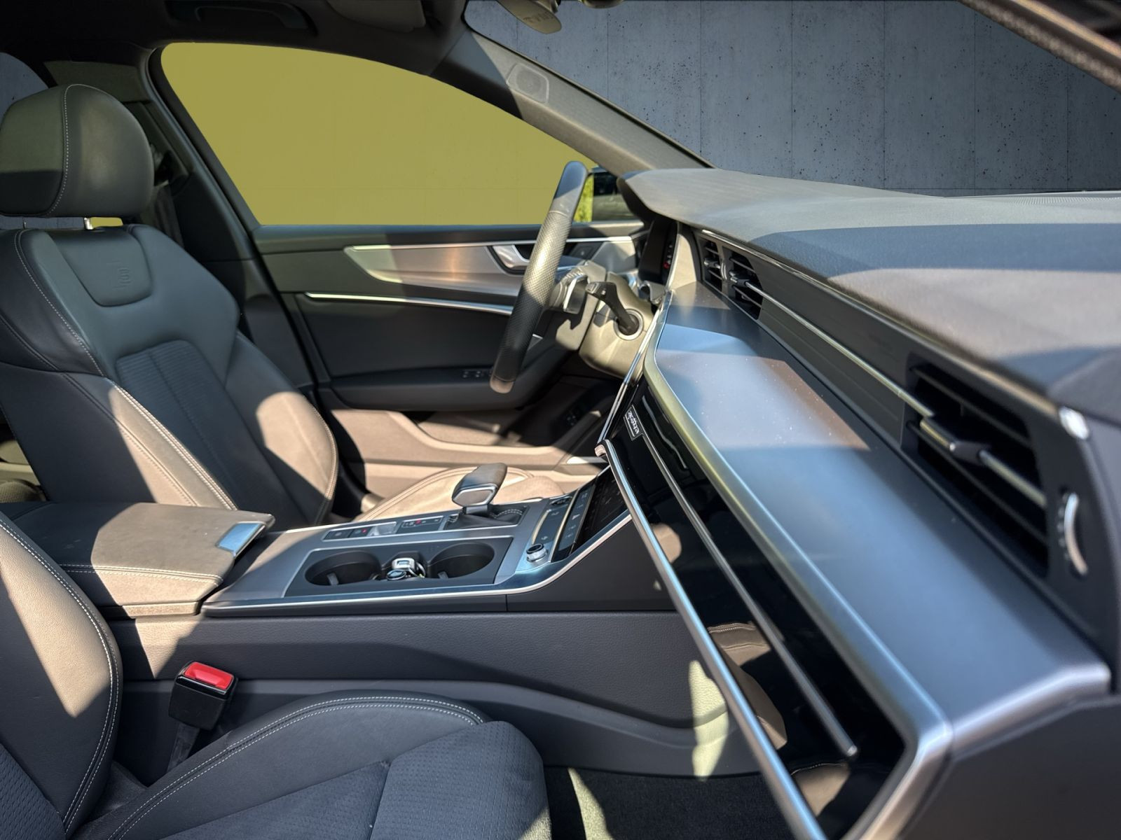 Audi - A6 Avant_24