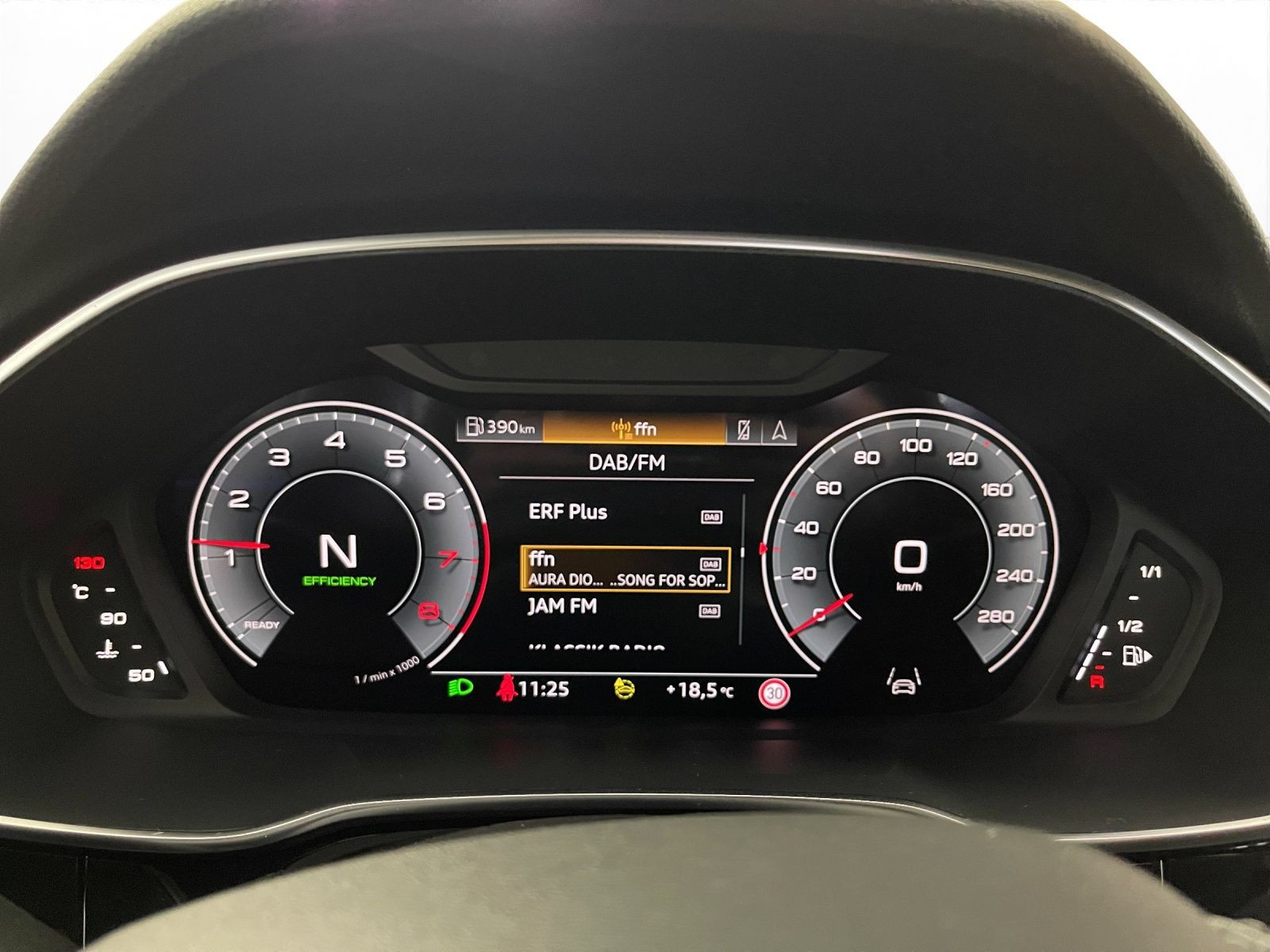 Audi - Q3 Sportback_9