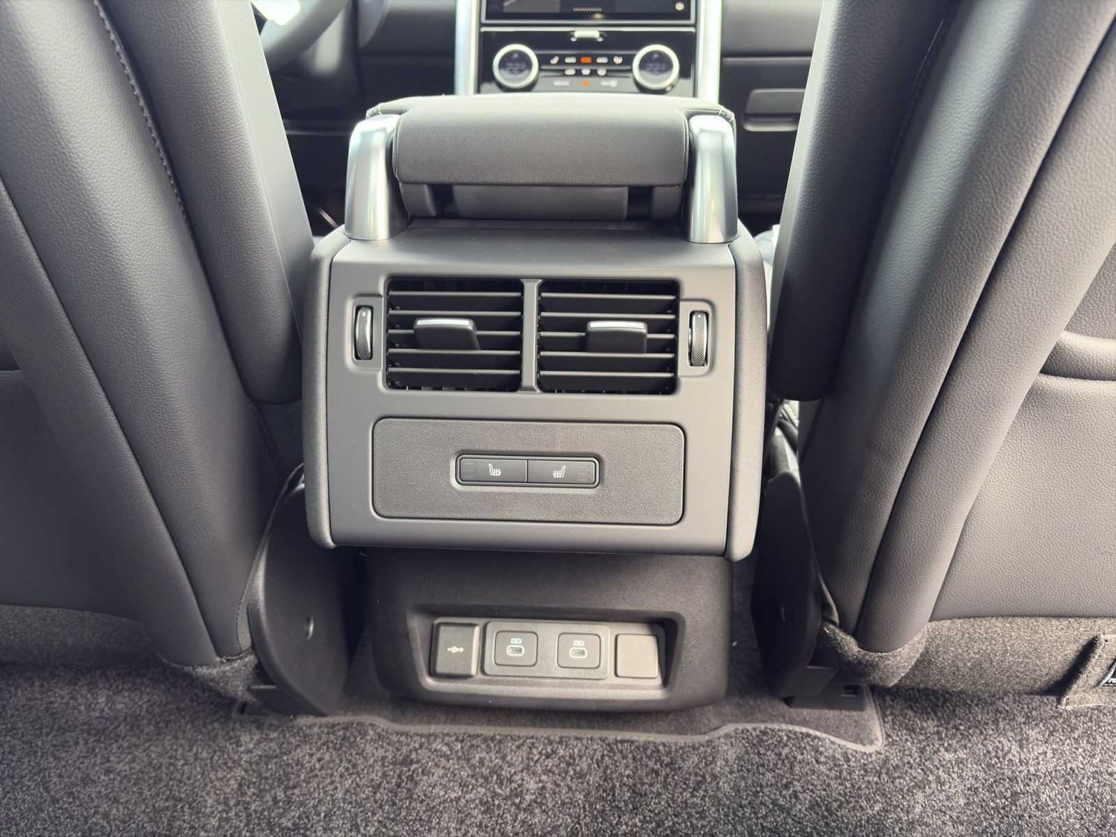 Land Rover - Discovery_13