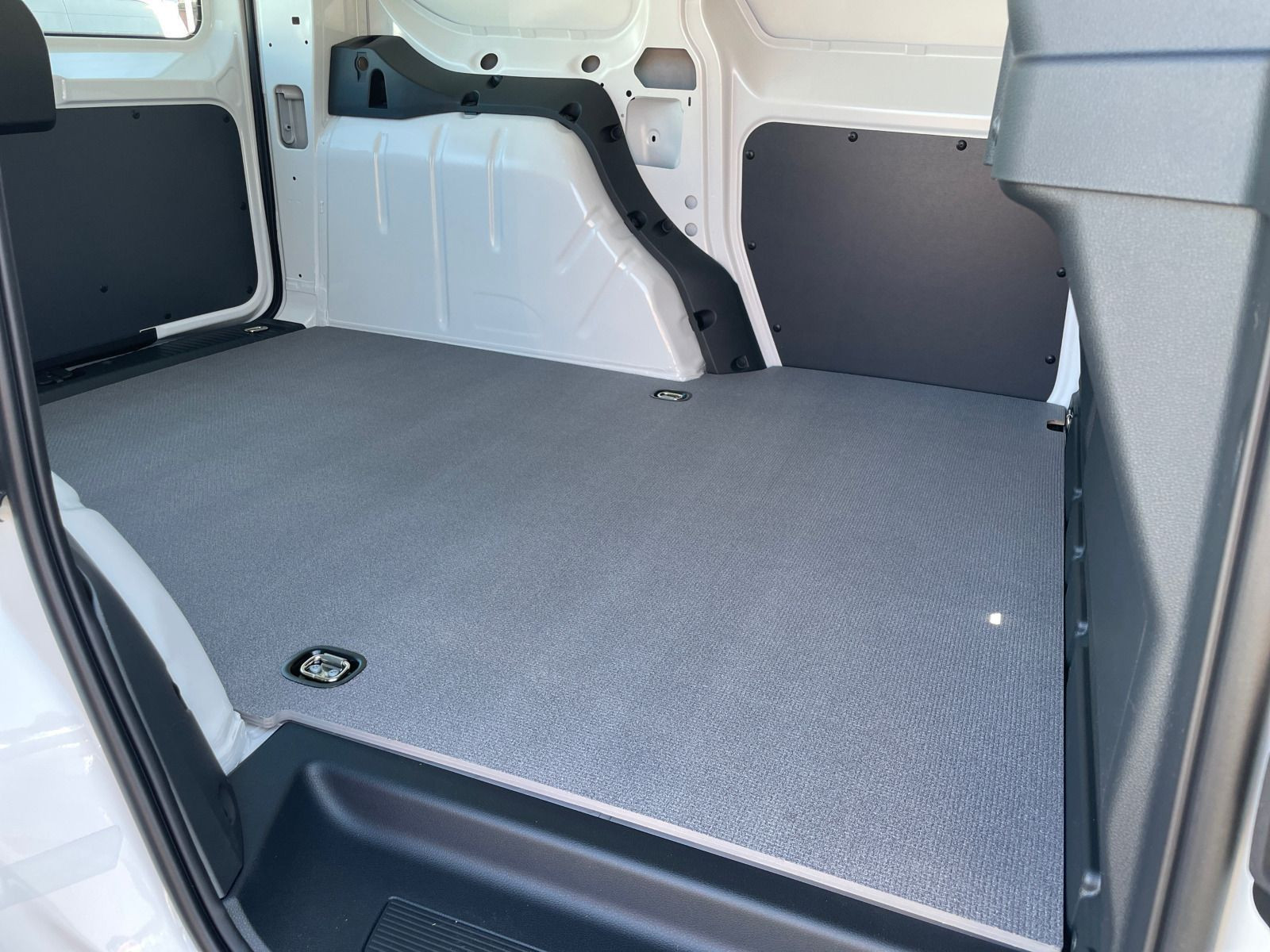 Volkswagen - Caddy Cargo_4