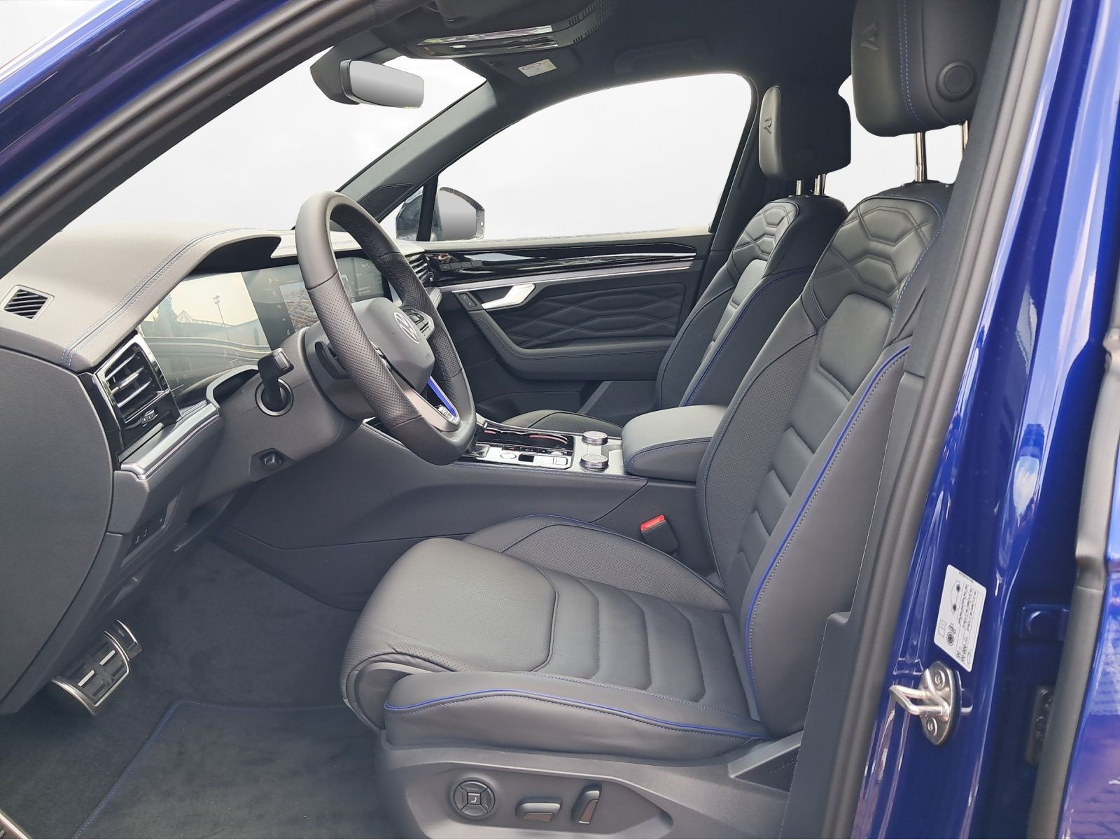 Volkswagen - Touareg_6