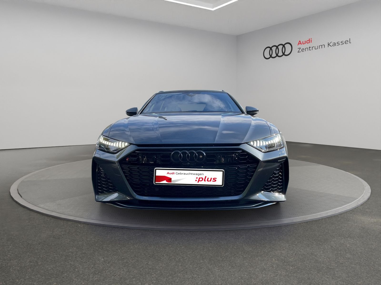 Audi - RS 6 Avant_10