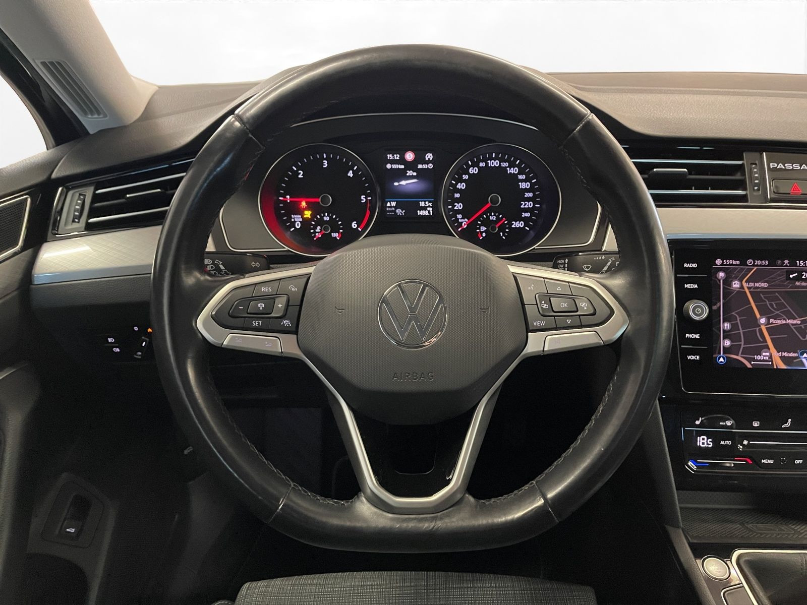 Volkswagen - Passat Variant_21