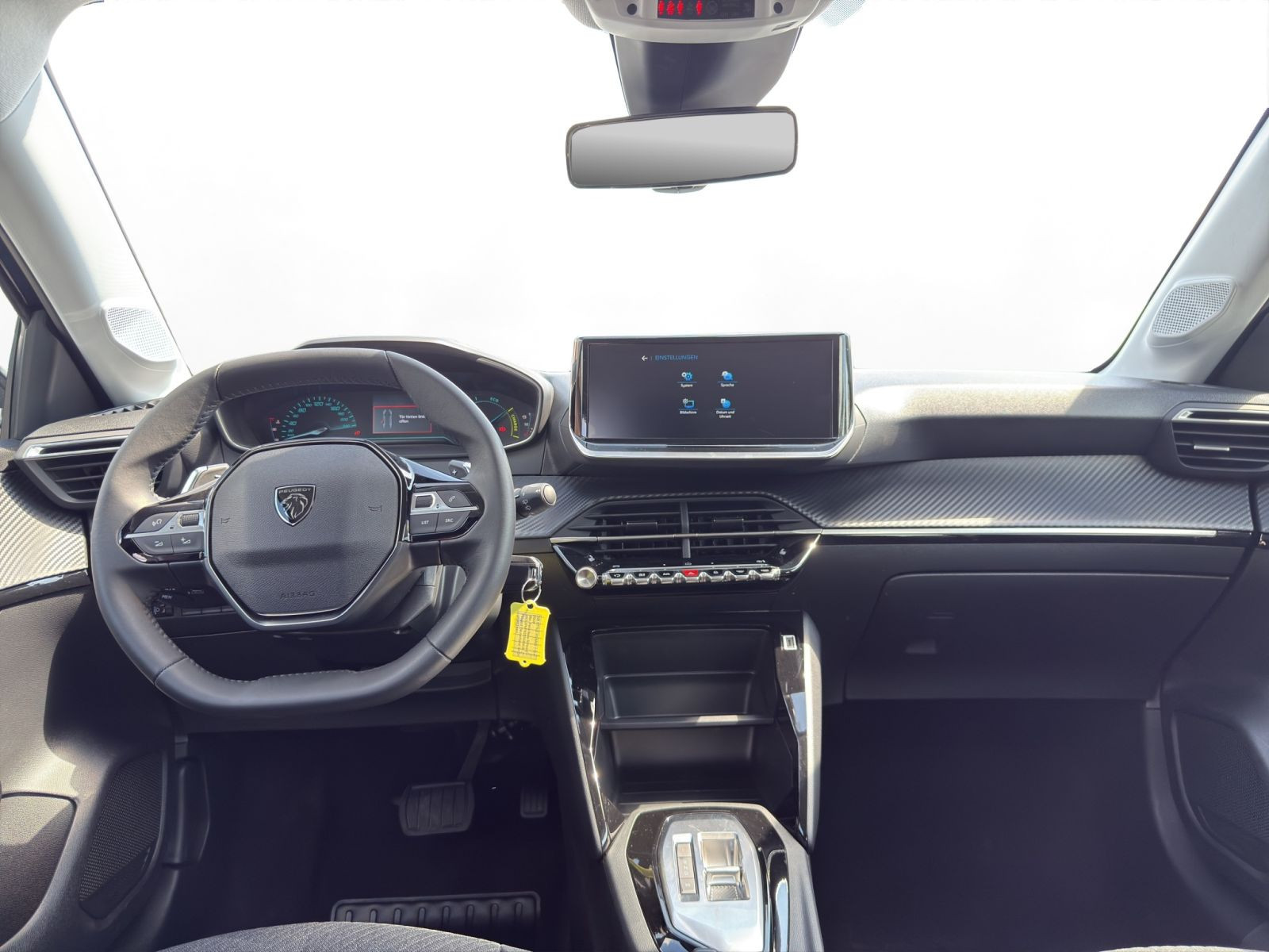 Peugeot - 208_10