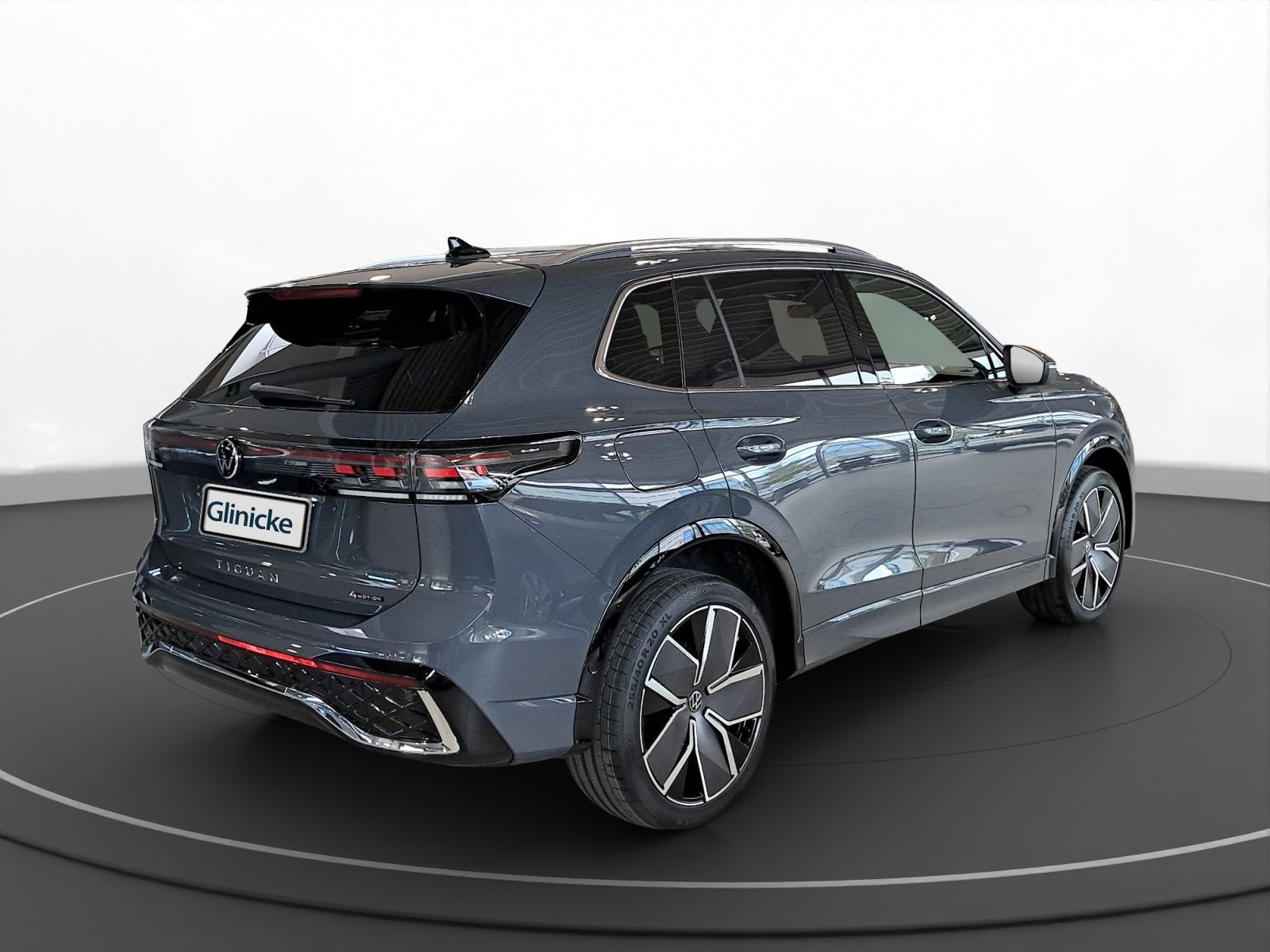 Volkswagen - Tiguan_4