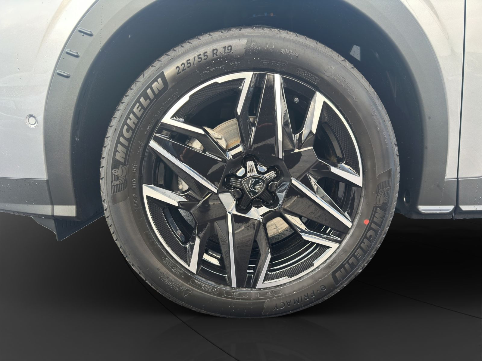Peugeot - 5008_13